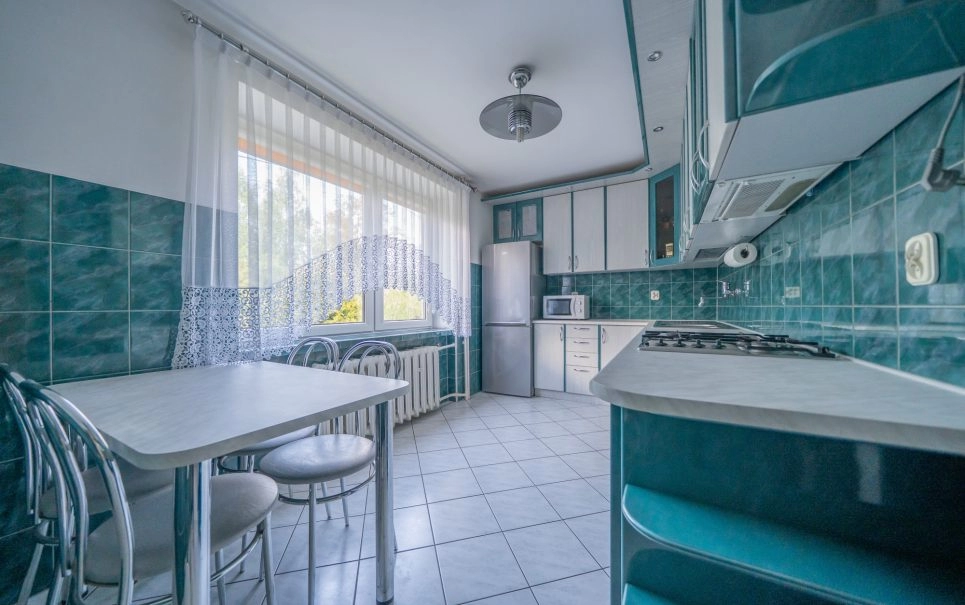 Dom wolnostojący z garażem